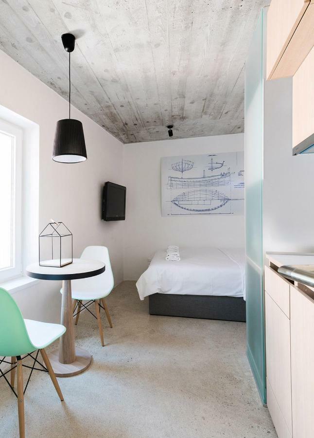 Labum Accommodation Izola Exterior foto